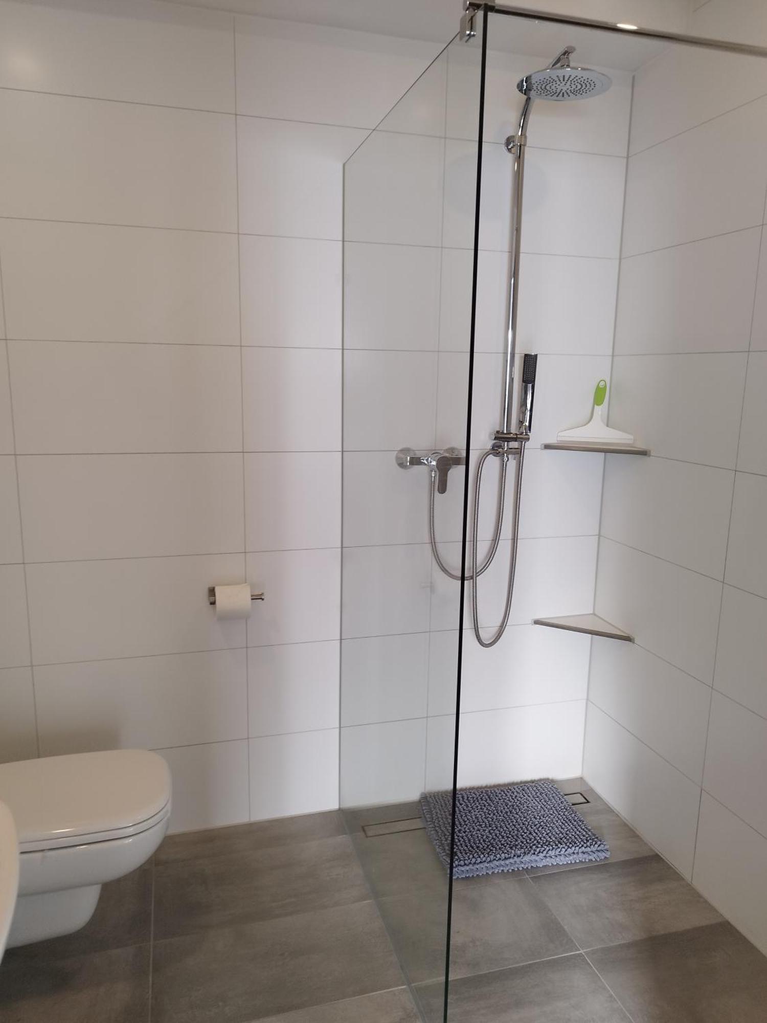 Moderne Ferienwohnung Mit Privatem Eingang - Rosa Kalletal Екстериор снимка